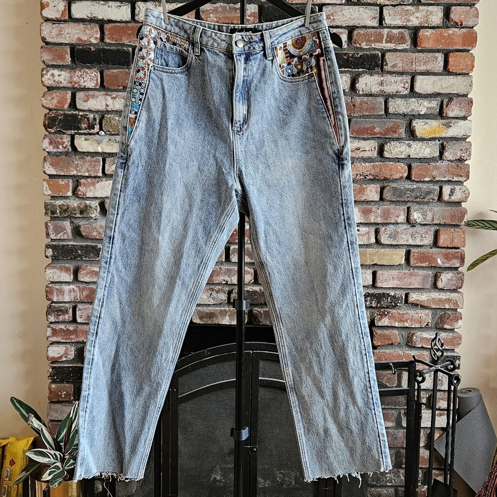 Desigual Embroidered Straight Leg High waist Jeans